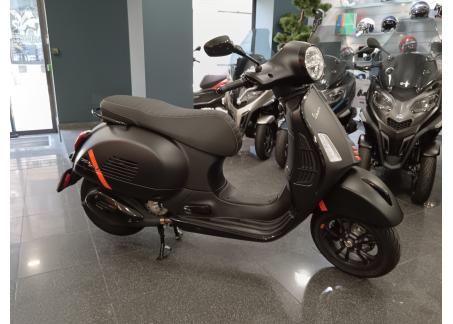 VESPA GTS 300 SUPER SPORT