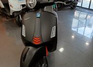 VESPA GTS 300 SUPER SPORT