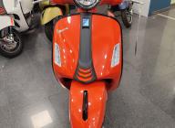 VESPA GTS SUPER SPORT